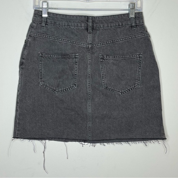 Asos Charcoal Mid Rise Denim Mini Skirt Distressed Frayed Raw Hem 100% Cotton - Picture 2 of 5